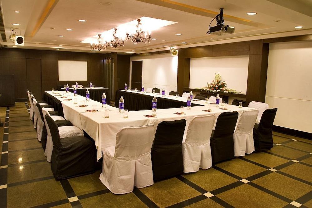 Hotel Broadway Delhi Facilidades foto